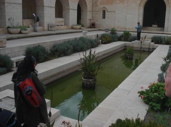 Дворик музея – в восточном стиле