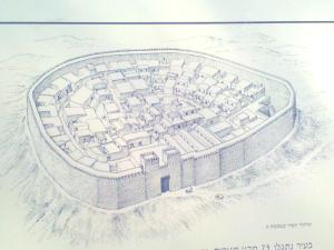 Вот так выглядел город. На переднем плане у ворот – склады.