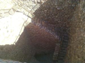 Вход в гигантское подземное водохранилище. Этот водосборник позволял жителям во время осады города вражеской  армией, не выходя за городские стены обеспечивать себя водой.