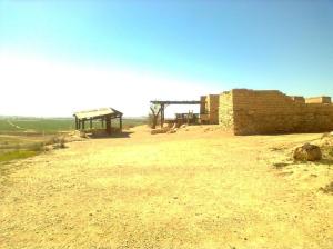 У городских ворот